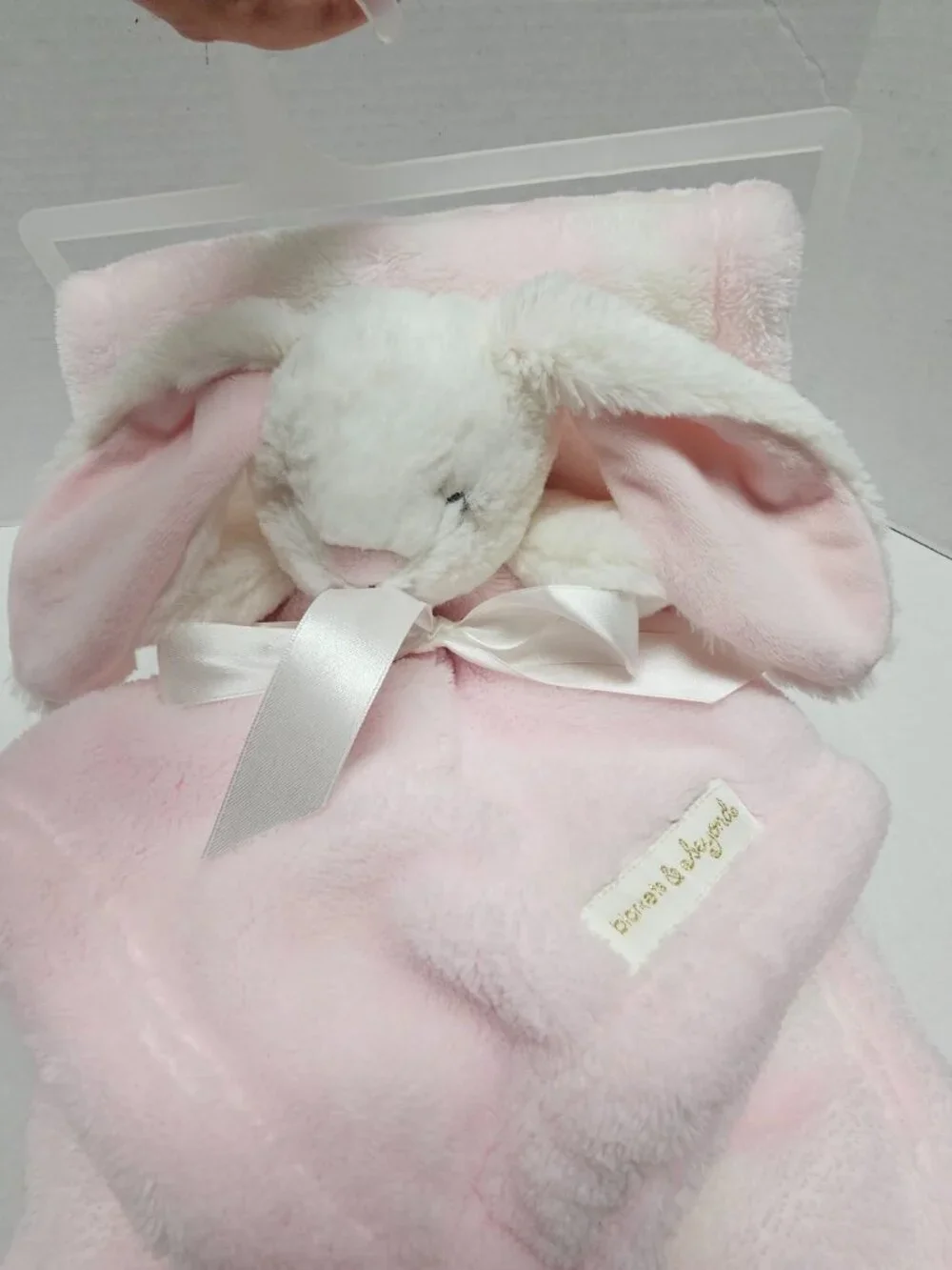 Blankets & Beyond new pink